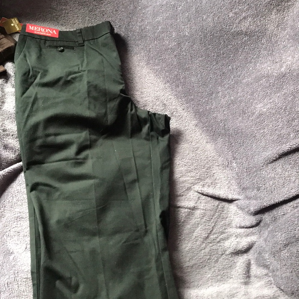 Two pair of jeans new with tags merona 2/10